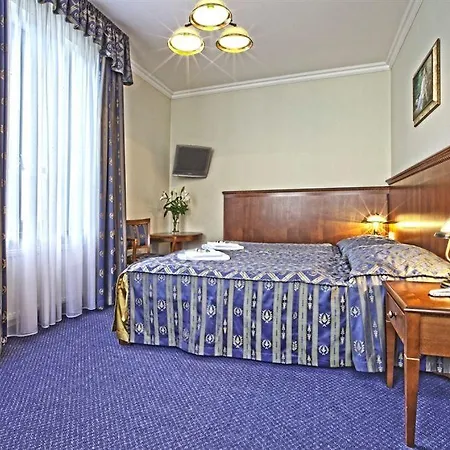 Arkada Hotel 4*