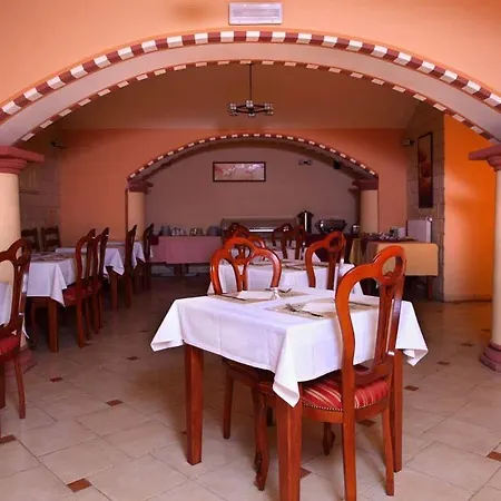 فندق Arkada