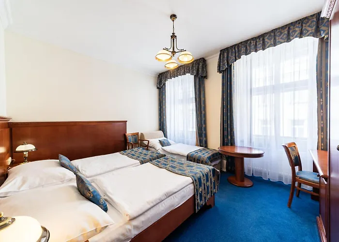 Hotel Arkada 4*