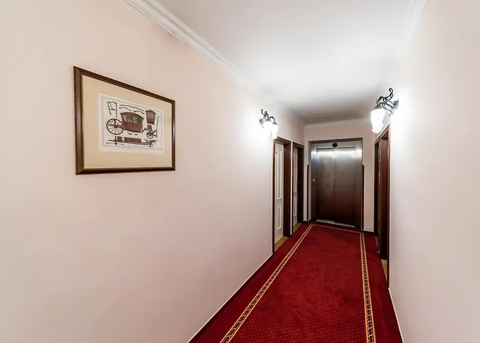 Hotel Arkada 4*