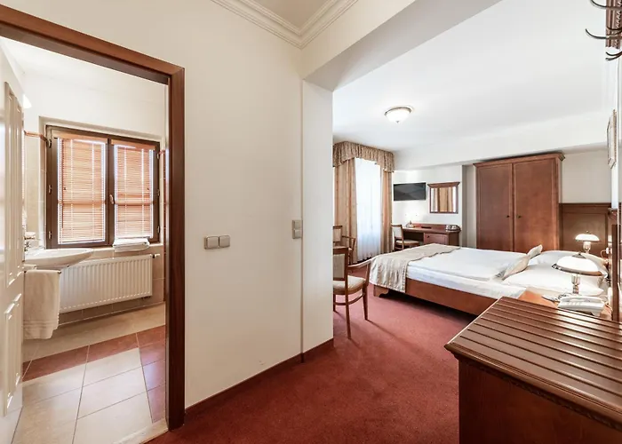 Arkada Hotel